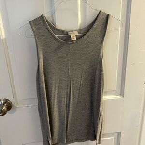 Mercer & Madison Gray Fitted Tank Top